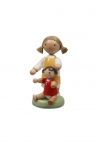 Mädchen mit Puppe Mädchen mit Puppe