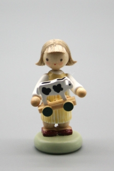 Mädchen mit Spielzeugkälbchen 5185