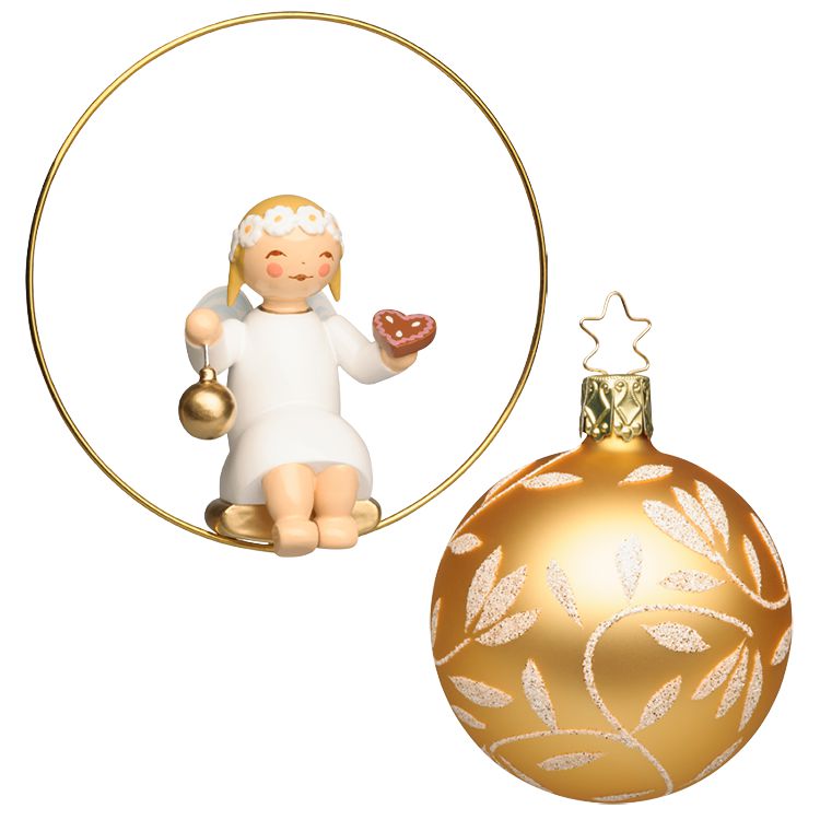 Margeritenengel im Ring mit Kugel und Glaskugel in gold => ab Oktober 2026