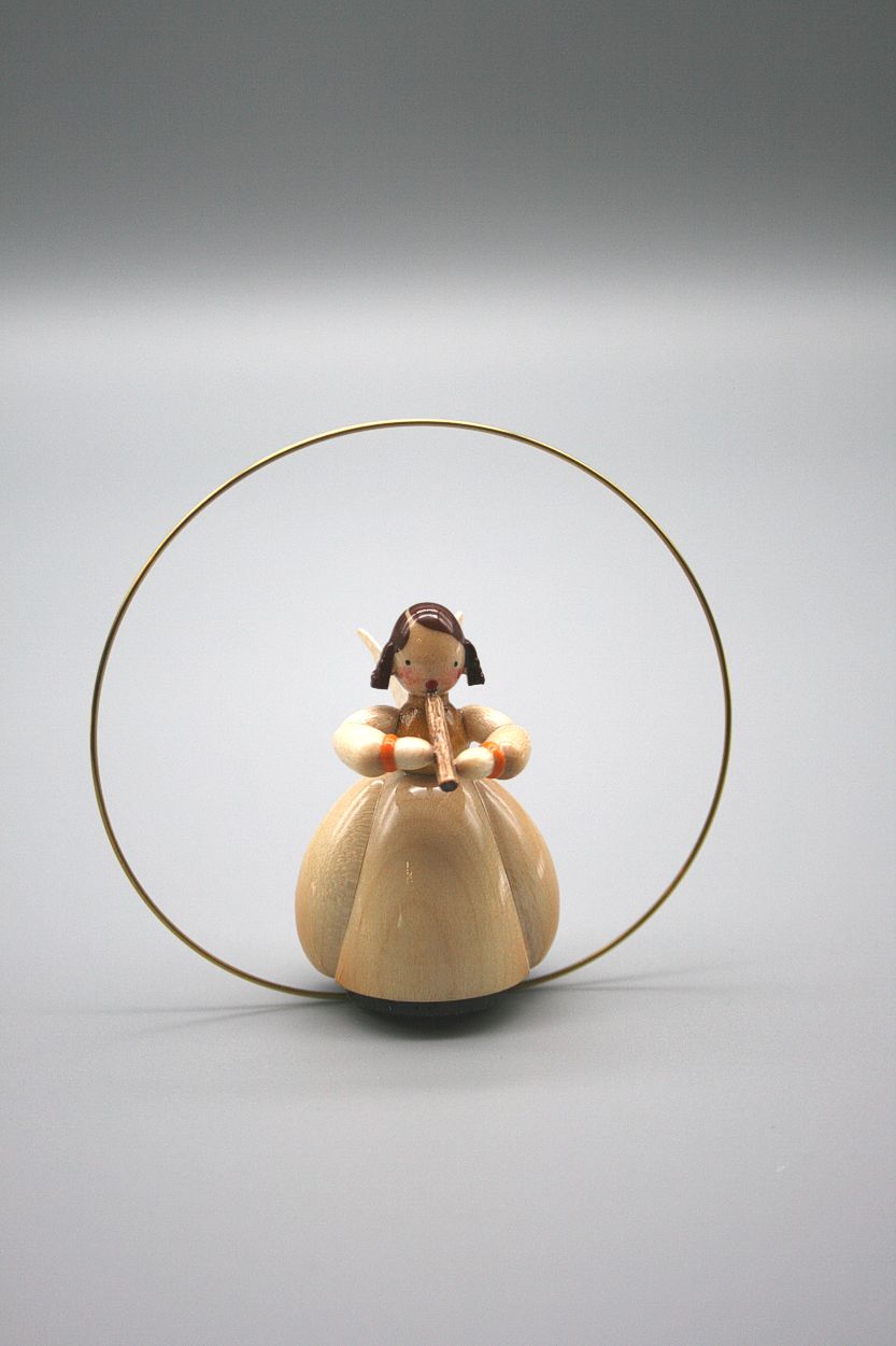 Engel mit Flöte im Ring 7 cm - Schaarschmidt Engel mit Flöte im Ring 7 cm - Schaarschmidt