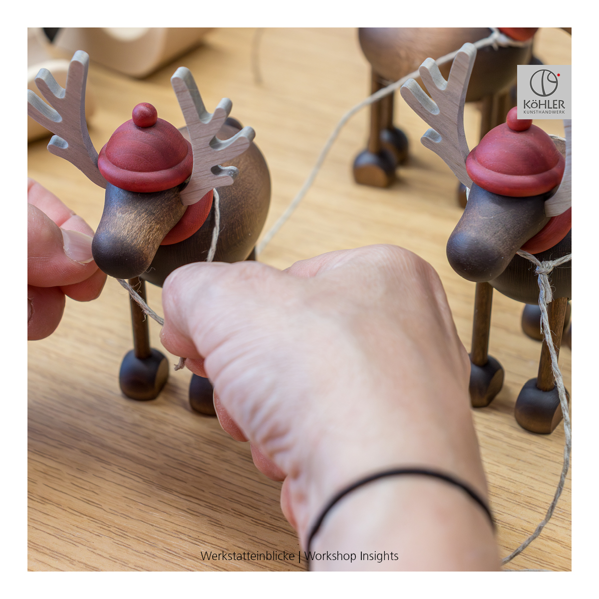 Rentier Rudolf mit Schlittenweihnachtsmann, klein