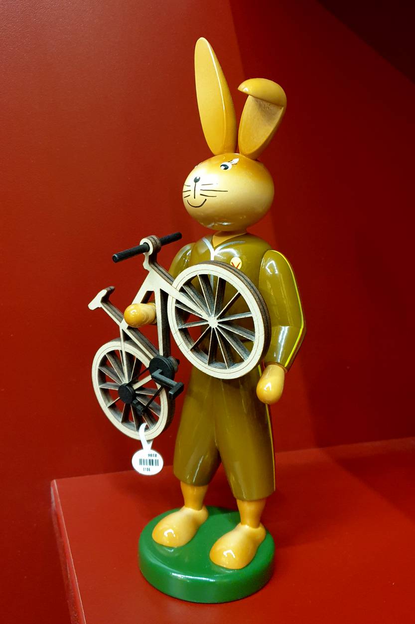 Hase mit Fahrrad - 25 cm - Knickohr Fa. Gahlenz - Neuheit 2024