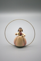 Engel mit Becken im Ring 7 cm - Schaarschmidt Engel mit Becken im Ring 7 cm - Schaarschmidt