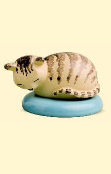 grau getigerte Katze von Wendt und Kühn, liegend